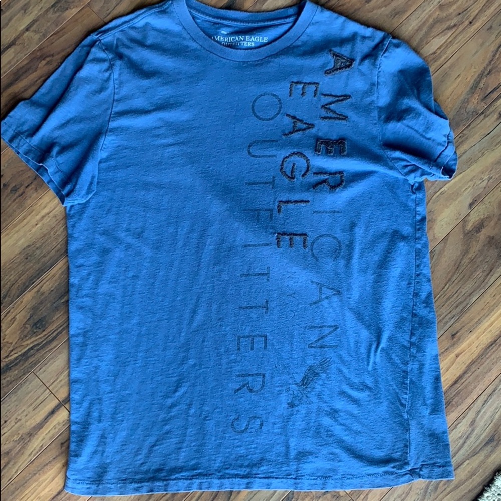 American Eagle shirt